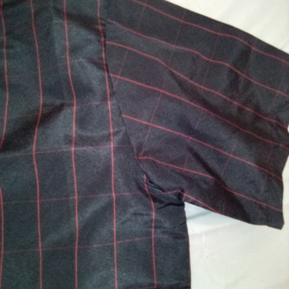 Button down shirts - Picture 2 of 5